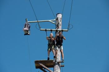 Obří houpačka Hotel Orion